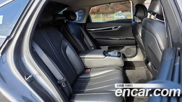 Genesis G80 2021 — photo 12