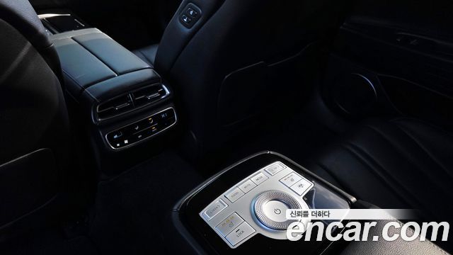 Genesis G80 2021 — photo 18