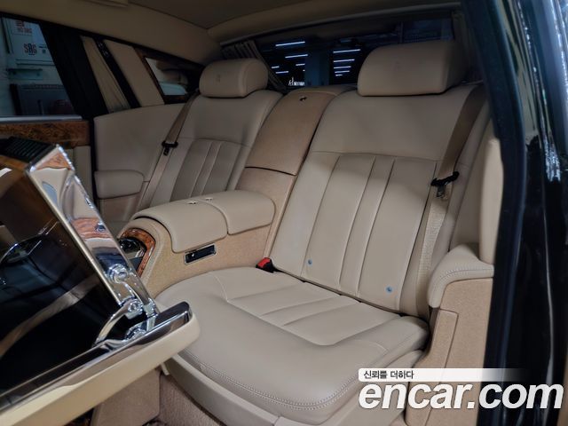 Rolls-Royce Phantom 2014 — photo 18
