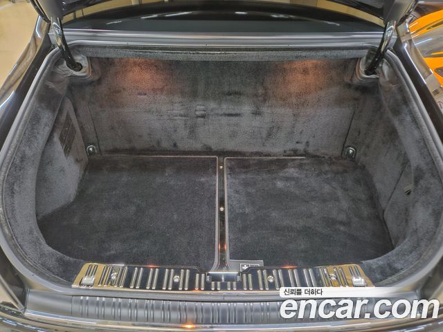 Rolls-Royce Phantom 2014 — photo 20