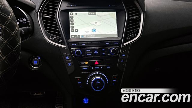Hyundai Santafe 2017 — photo 14