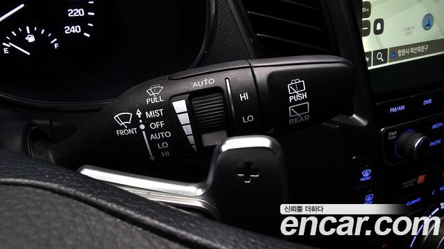 Hyundai Santafe 2017 — photo 17