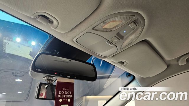 Hyundai Santafe 2017 — photo 18