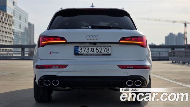 Audi SQ5 2022 — photo 6