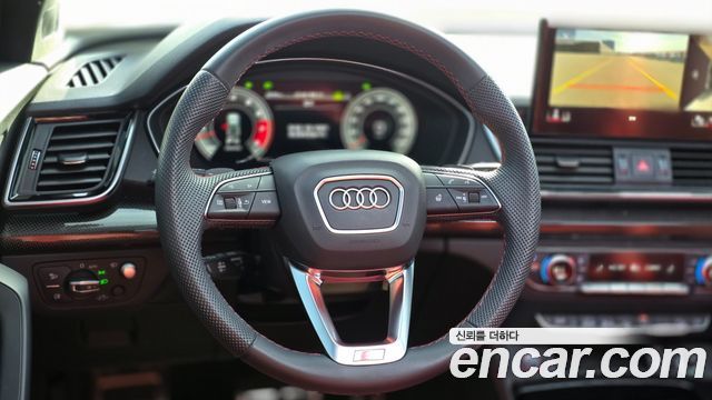 Audi SQ5 2022 — photo 7