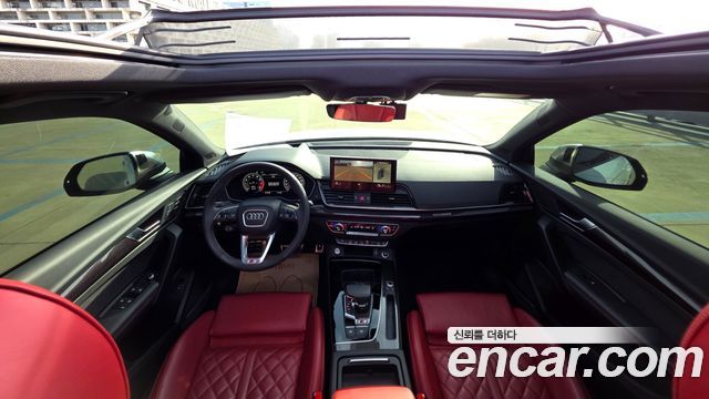 Audi SQ5 2022 — photo 10