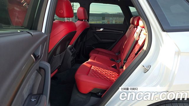 Audi SQ5 2022 — photo 20