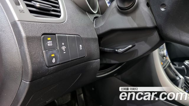 Hyundai AVANTE 2014 — photo 15