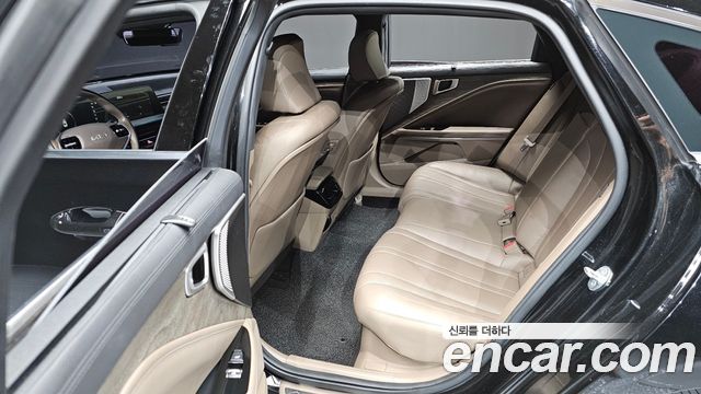 Kia K8 2022 — photo 11