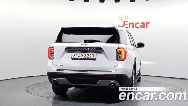Ford Explorer 2020 — photo 4