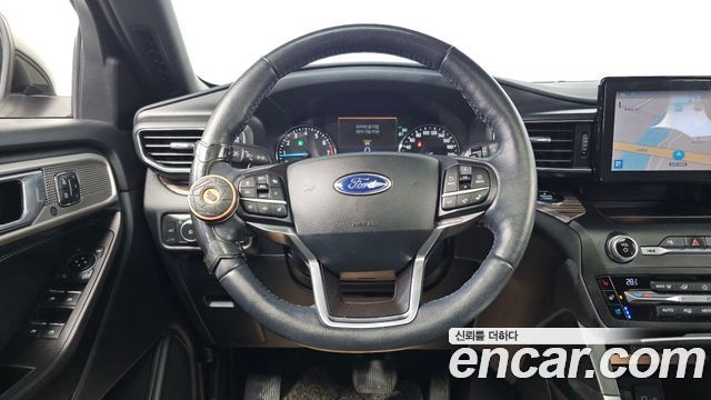 Ford Explorer 2020 — photo 14