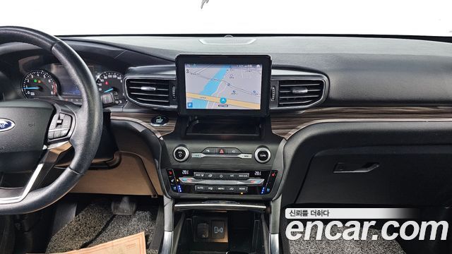 Ford Explorer 2020 — photo 15