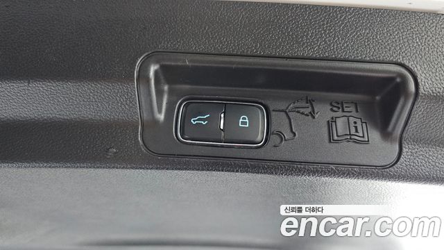 Ford Explorer 2020 — photo 20