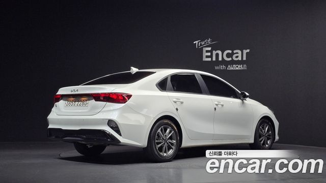 Kia K3 2022 — photo 2