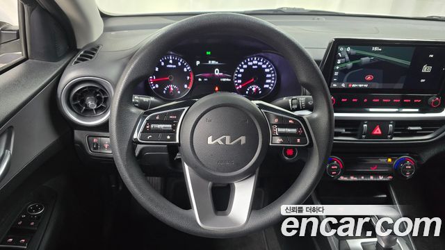 Kia K3 2022 — photo 13
