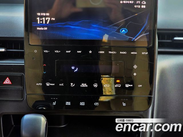 Hyundai Staria 2023 — photo 12