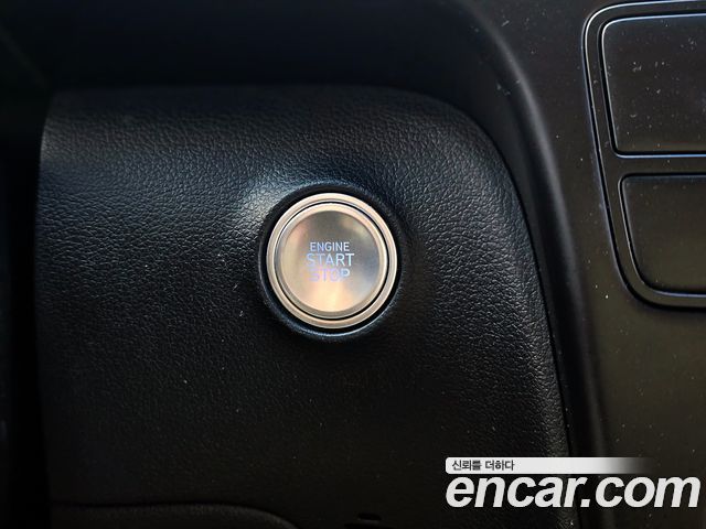 Hyundai Staria 2023 — photo 16