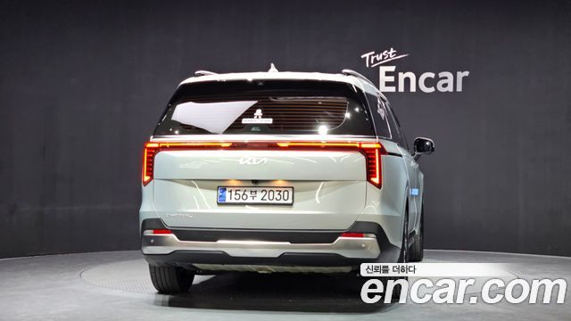 Kia Canival 2024 — photo 4