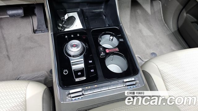 Kia Canival 2024 — photo 9