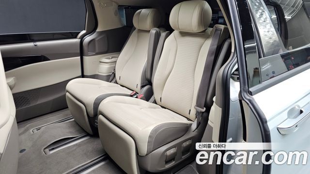 Kia Canival 2024 — photo 12