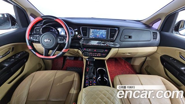 Kia Canival 2019 — photo 7