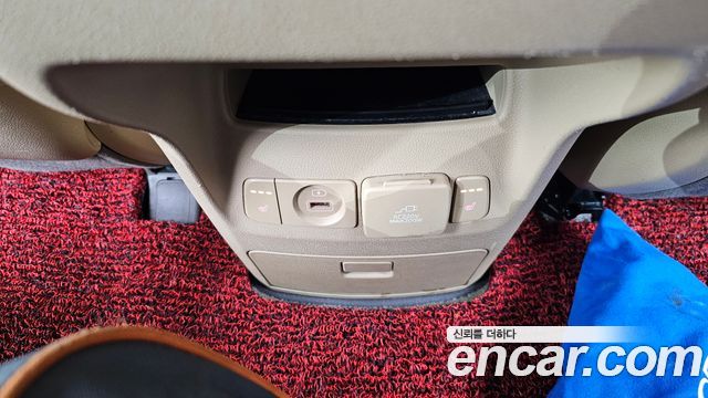 Kia Canival 2019 — photo 19