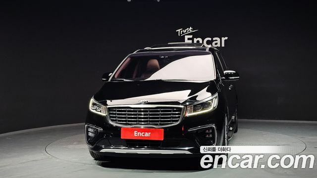 Kia Canival 2019 — photo 3