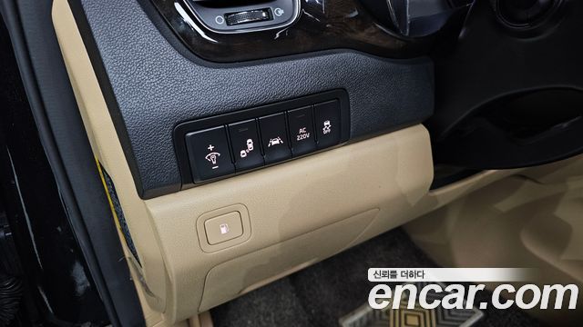 Kia Canival 2019 — photo 18