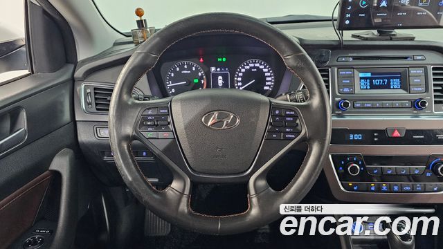 Hyundai Sonata 2017 — photo 13