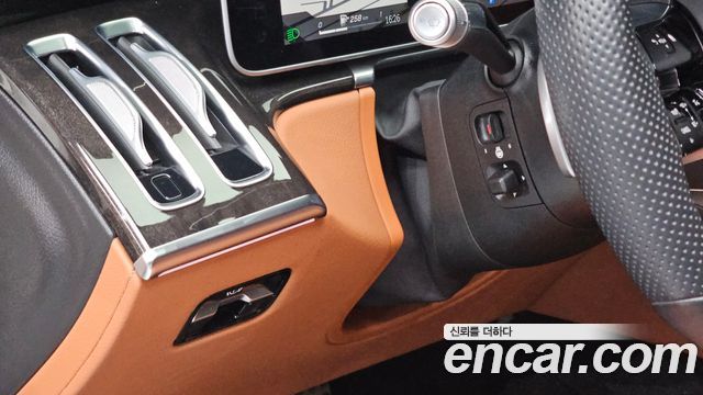 Mercedes-Benz S-Class 2022 — photo 14
