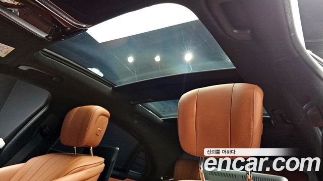 Mercedes-Benz S-Class 2022 — photo 19