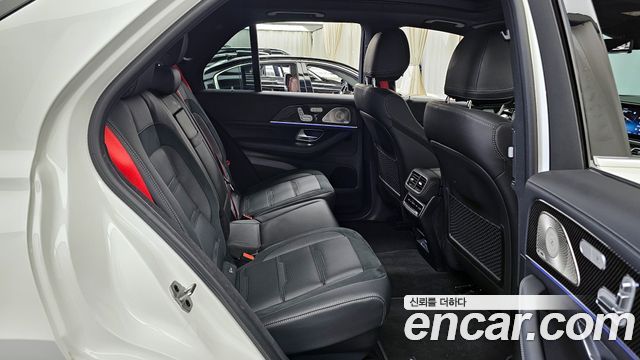 Mercedes-Benz GLE-Class 2025 — photo 12