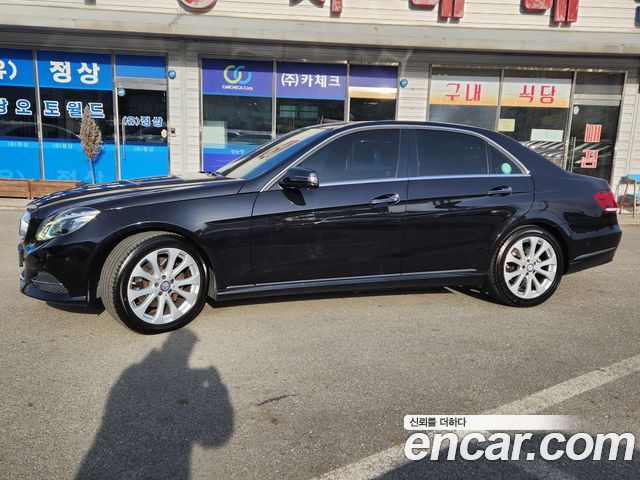 Mercedes-Benz E-Class 2014 — photo 3