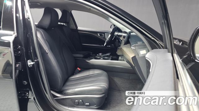 Kia K8 2022 — photo 11