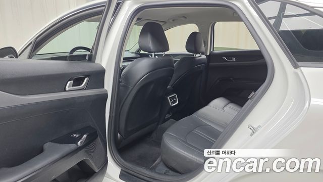 Kia K5 2024 — photo 18