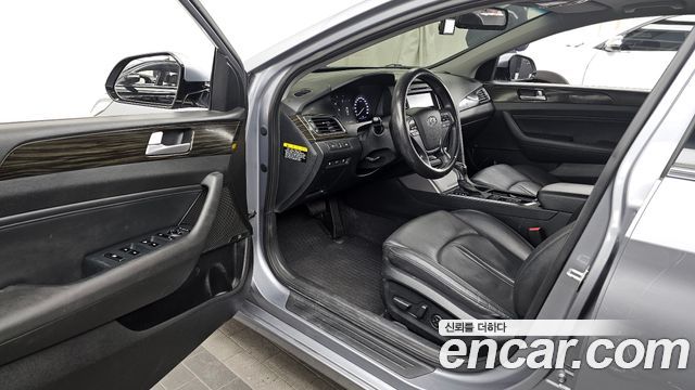 Hyundai Sonata 2017 — photo 10