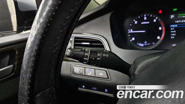 Hyundai Sonata 2017 — photo 18