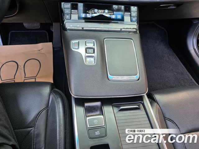 Hyundai Grandeur 2022 — photo 14