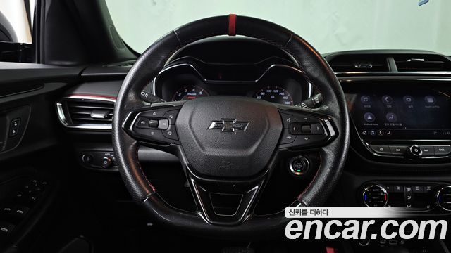 Chevrolet Korea Trailblazer 2021 — photo 13