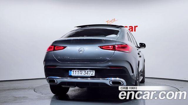 Mercedes-Benz GLE-Class 2021 — photo 4