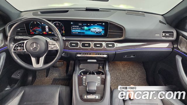 Mercedes-Benz GLE-Class 2021 — photo 7