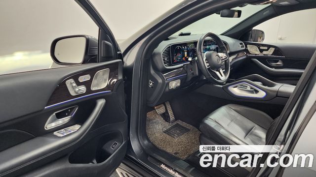 Mercedes-Benz GLE-Class 2021 — photo 10