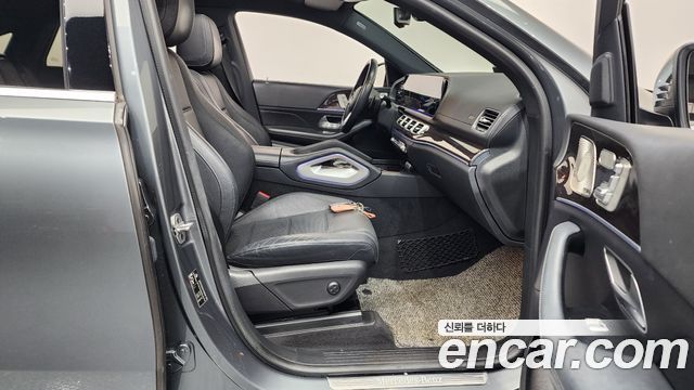 Mercedes-Benz GLE-Class 2021 — photo 11