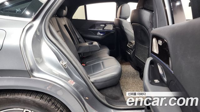 Mercedes-Benz GLE-Class 2021 — photo 12