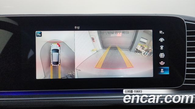 Mercedes-Benz GLE-Class 2021 — photo 16