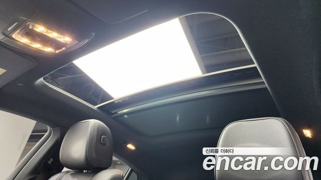 Mercedes-Benz GLE-Class 2021 — photo 19