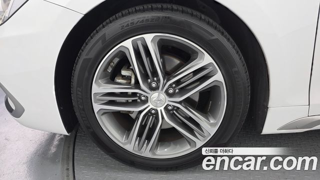 Hyundai Grandeur 2018 — photo 5
