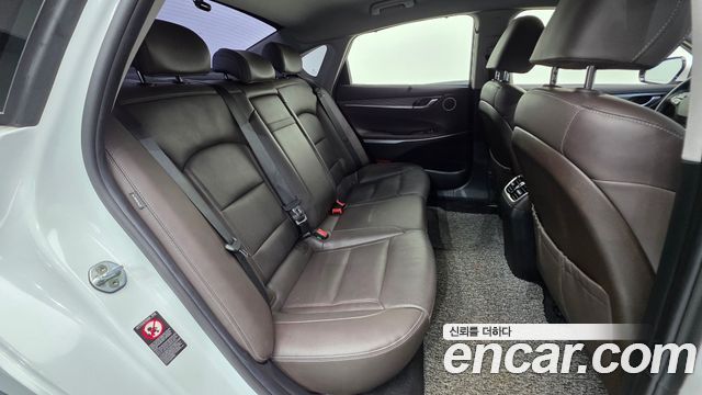 Hyundai Grandeur 2018 — photo 20