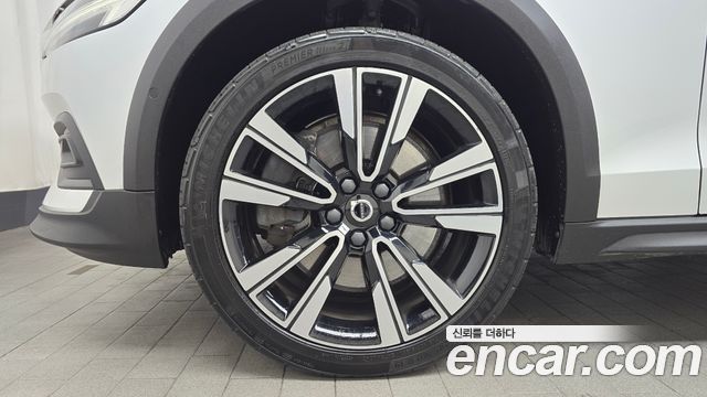 Volvo V60 2022 — photo 5