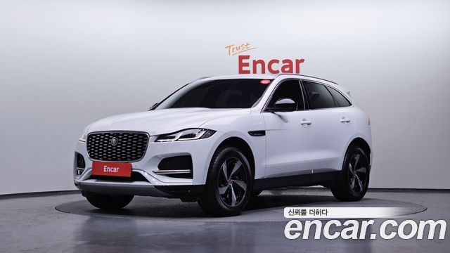 Jaguar F-PACE 2021 — photo 1